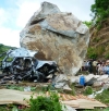 Vụ đá lăn đè chết 6 người: Núi Cấm bị băm nát