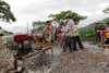 Người Mông ở huyện Si ma kai - tỉnh Lào Cai làm giao thông nông thôn
