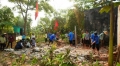 Đoàn xã Cẩm Quang ra quân chỉnh trang vườn hộ xây dựng khu dân cư NTM kiểu mẫu
