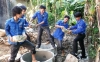 Tuổi trẻ Can Lộc ra quân đợt 2 giúp dân di dời, xây dựng chuồng trại và công trình vệ sinh hộ gia đình