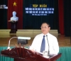 Đồng chí Trần Hữu Bé, Phó Chủ tịch UBND huyện, Phó Trưởng Ban chỉ đạo xây dựng nông thôn mới huyện phát biểu tại buổi tập huấn
