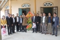 Lãnh đạo huyện Vũ Quang tặng hoa chúc mừng Ban điều hành giáo   xứ Vĩnh Hội, xã Hương Thọ