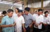 Chủ tịch UBND tỉnh Võ Kim Cự thăm cơ sở sản xuất tiểu thủ công nghiệp tại Doanh nghiệp Hải Ngôn, xóm Thanh Thủy xã Thanh Lộc