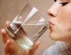 Thiếu canxi, uống ít nước dễ dẫn đến sỏi thận