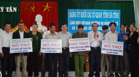 Đảng ủy khối các cơ quan cấp tỉnh làm việc với xã Kỳ Tân về xây dựng nông thôn mới.