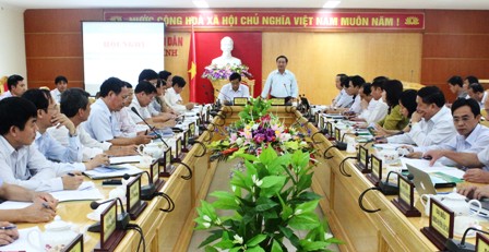 Phó Chủ tịch UBND tỉnh, Phó trưởng Ban thường trực Ban Chỉ đạo Chương trình NTM tỉnh Lê Đình Sơn kết luận hội nghị