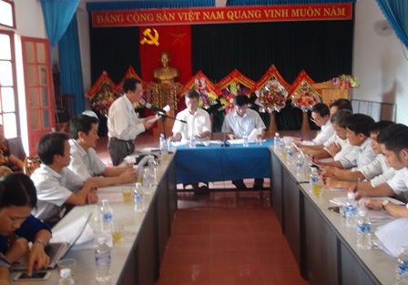 Đài phát thanh và Truyền hình làm việc với xã Sơn Hà huyện Hương Sơn về công tác đỡ đầu, tài trợ trong xây dựng NTM