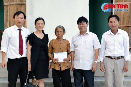 Hỗ trợ 140 triệu đồng xây nhà ở cho hộ nghèo xã Cẩm Lạc