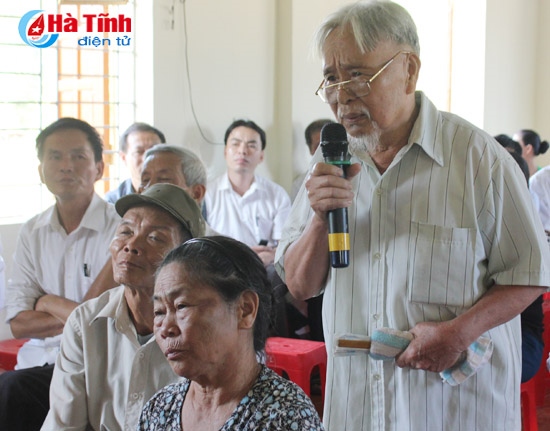 Bí thư Tỉnh ủy Võ Kim Cự và Đoàn ĐBQH tỉnh tiếp xúc cử tri Can Lộc