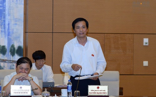 Tổng thư ký Nguyễn Hanh Phúc đặt vấn đề, nếu mua nước sản xuất thì người dân có quyền được chọn trồng cái gì cho hiệu quả không?