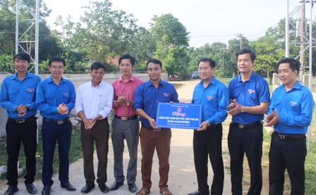 Hỗ trợ đường điện xã Đức Hương - Vũ Quang