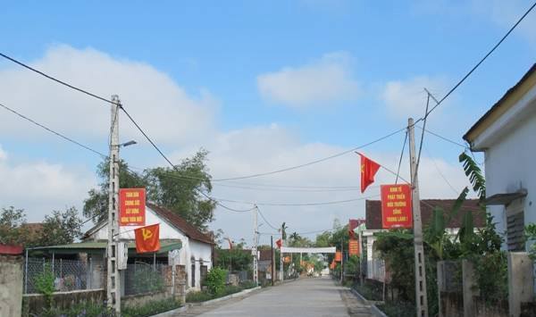 Đường về Thôn Thuận Sơn
