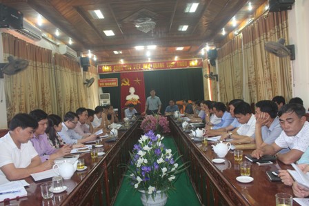 Chủ tịch UBND huyện Trịnh Văn Ngọc đề nghị các đơn vị bám sát khung kế hoạch, triển khai thực hiện nghiêm túc, hiệu quả nhiệm vụ trọng tâm trong tháng 3 năm 2018