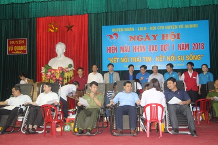 Một số hình ảnh tại ngày hội hiến máu tại Vũ Quang