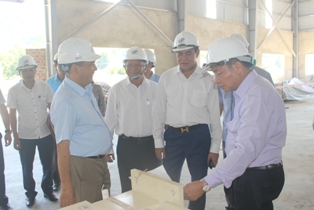 Bí thư Tỉnh ủy thăm Dự án Nhà máy gỗ MDF, HDF Thanh Thành Đạt