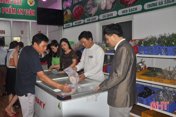 Khai trương cửa hàng thực phẩm sạch tại TP Hà Tĩnh