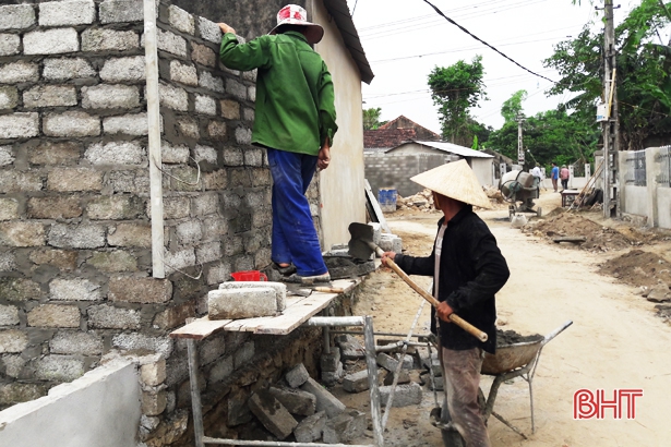 Xây dựng NTM kiểu mẫu ở Thạch Châu, xã - thôn làm mạnh, người dân đồng lòng