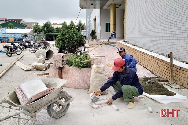 Hối hả thi công các công trình chào mừng 550 Thiên Lộc - Can Lộc