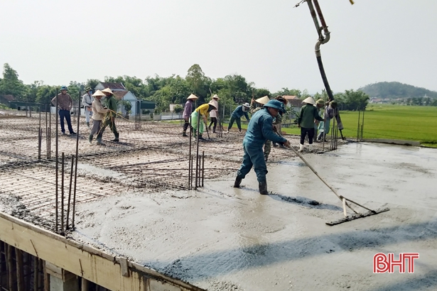 Hối hả thi công các công trình chào mừng 550 Thiên Lộc - Can Lộc