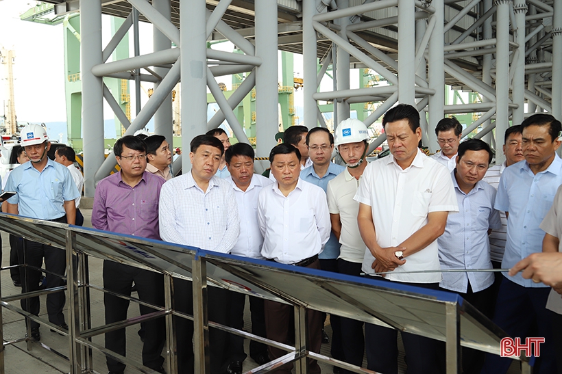 Đoàn công tác tỉnh Hà Giang tham quan Khu kinh tế Vũng Áng
