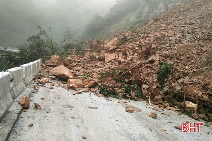 Từ tối nay, Hà Tĩnh bắt đầu “đón” lượng mưa 150-300mm, cảnh báo lở đất, ngập lụt