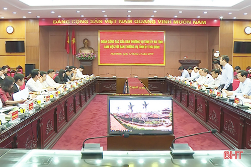 Hà Tĩnh trao đổi kinh nghiệm sắp xếp tổ chức bộ máy, phát triển kinh tế tại Thái Bình
