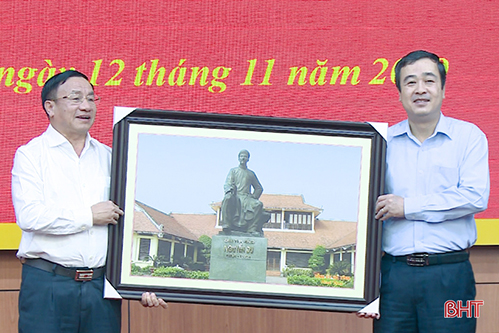 Hà Tĩnh trao đổi kinh nghiệm sắp xếp tổ chức bộ máy, phát triển kinh tế tại Thái Bình
