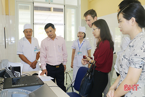 Novartis dự kiến đầu tư 75.000 USD chăm sóc sức khoẻ ban đầu tại Hà Tĩnh