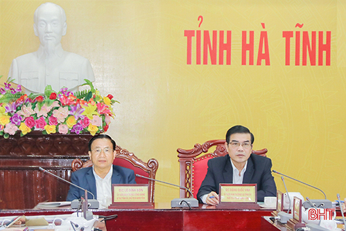 Công nghiệp là trụ cột, du lịch thành ngành kinh tế mũi nhọn của Việt Nam