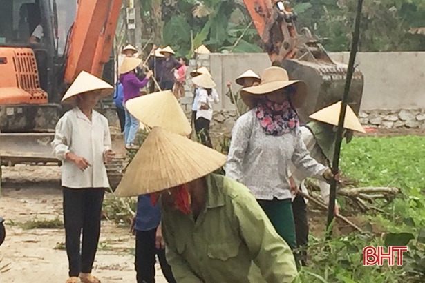 Thịnh Lộc ra quân, gần 1.000 người tham gia làm nông thôn mới