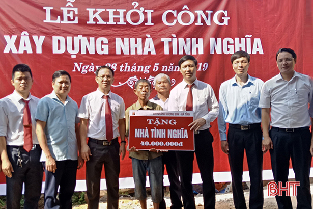 6 hộ nghèo ở Hương Sơn được hỗ trợ 250 triệu đồng xây nhà mới