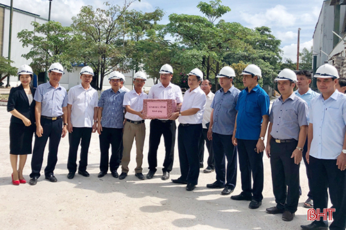 Chủ tịch UBND tỉnh Hà Tĩnh thăm các công trình, dự án ở nước bạn Lào